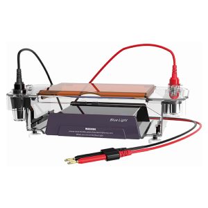 Horizontale Elektrophoresezelle mit Blaulichtbeleuchtung